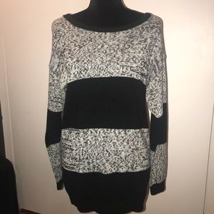 Black & White knitt Sweater